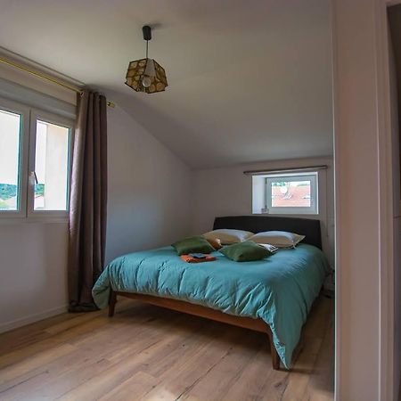Emilie Une Nuit - 3 Chambres Au 2E Etage - Maison Avec Chats Vandieres  ภายนอก รูปภาพ