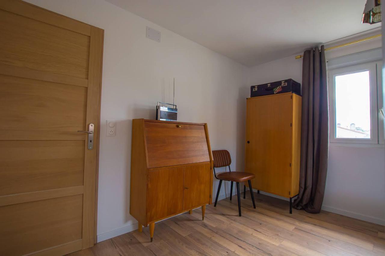 Emilie Une Nuit - 3 Chambres Au 2E Etage - Maison Avec Chats Vandieres  ภายนอก รูปภาพ