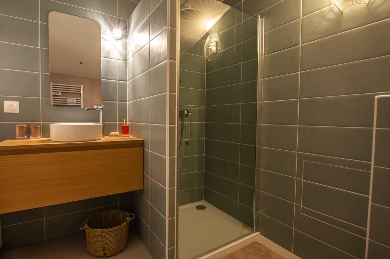 Emilie Une Nuit - 3 Chambres Au 2E Etage - Maison Avec Chats Vandieres  ภายนอก รูปภาพ