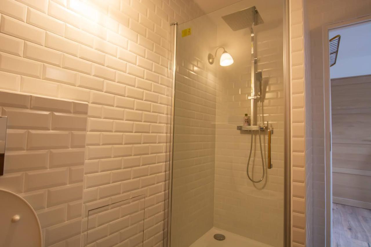 Emilie Une Nuit - 3 Chambres Au 2E Etage - Maison Avec Chats Vandieres  ภายนอก รูปภาพ